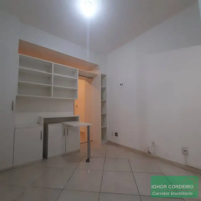 Apartamento com 1 quarto para alugar, 25m2 em Catete, Rio De Janeiro - RJ - imagem 6 Foto 6 de Apartamento com 1 quarto para alugar, 25m2 em Catete, Rio De Janeiro - RJ