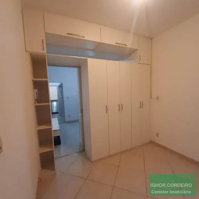 Apartamento com 1 quarto para alugar, 25m2 em Catete, Rio De Janeiro - RJ - imagem 8 Foto 8 de Apartamento com 1 quarto para alugar, 25m2 em Catete, Rio De Janeiro - RJ