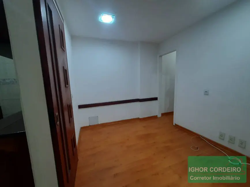 Foto 3 de Apartamento com 2 quartos para alugar, 75m2 em Copacabana, Rio De Janeiro - RJ