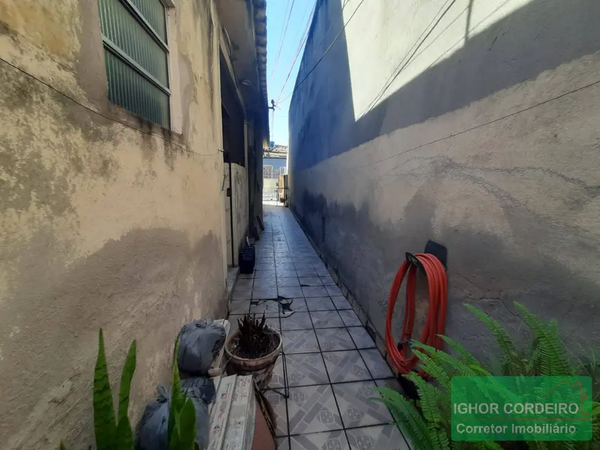 Casa com 7 quartos à venda, 200m2 em Olaria, Rio De Janeiro - RJ - imagem 5 Foto 5 de Casa com 7 quartos à venda, 200m2 em Olaria, Rio De Janeiro - RJ