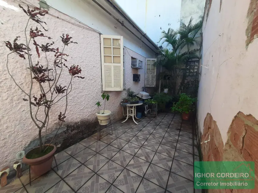 Casa com 7 quartos à venda, 200m2 em Olaria, Rio De Janeiro - RJ - imagem 6 Foto 6 de Casa com 7 quartos à venda, 200m2 em Olaria, Rio De Janeiro - RJ