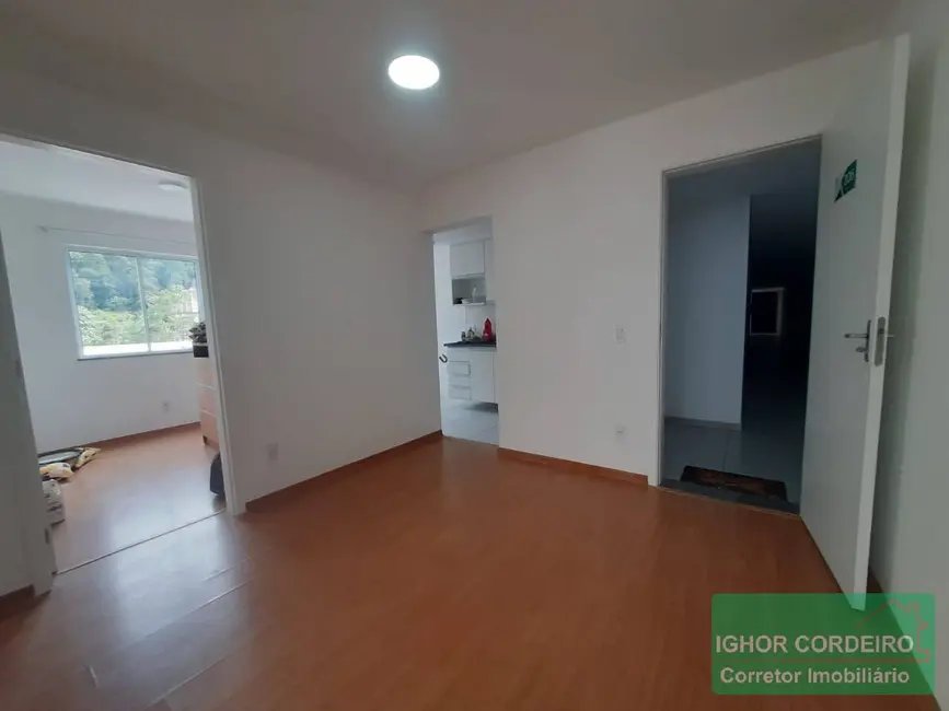 Foto 1 de Apartamento com 2 quartos para alugar, 50m2 em Pimenteiras, Teresopolis - RJ