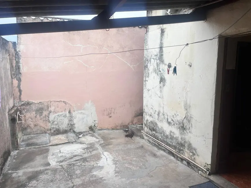 Foto 4 de Casa à venda em Santo Antonio Do Monte - MG