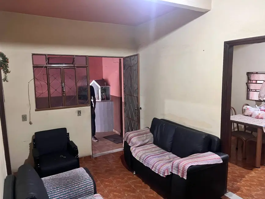 Foto 3 de Casa à venda em Santo Antonio Do Monte - MG