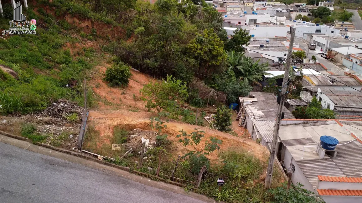 Foto 2 de Terreno / Lote à venda, 360m2 em Santo Antonio Do Monte - MG