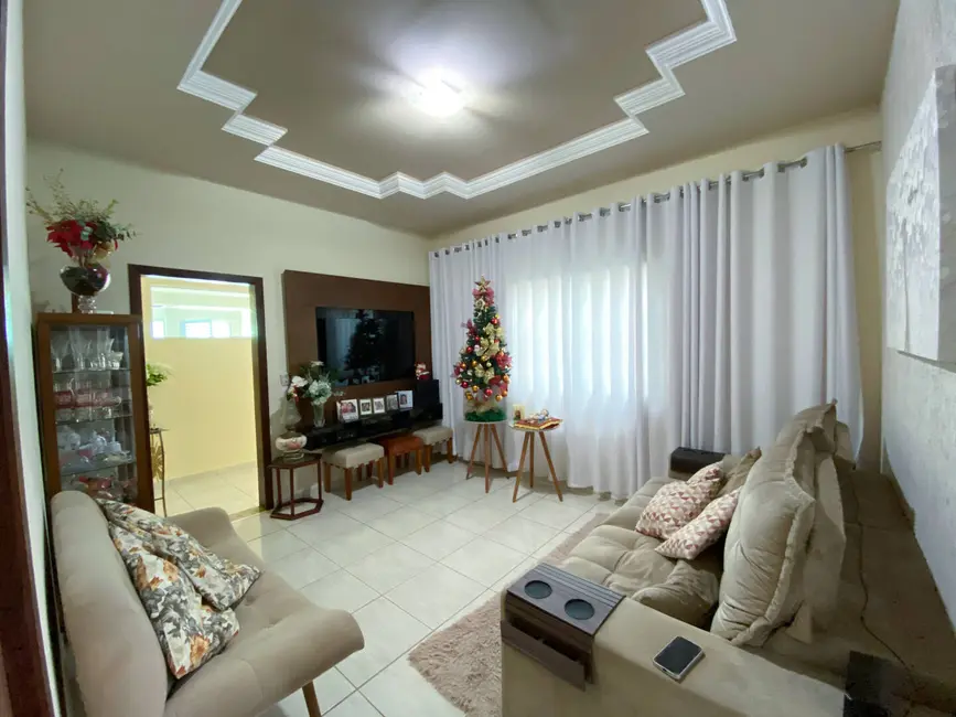 Foto 2 de Casa à venda, 210m2 em Santo Antonio Do Monte - MG