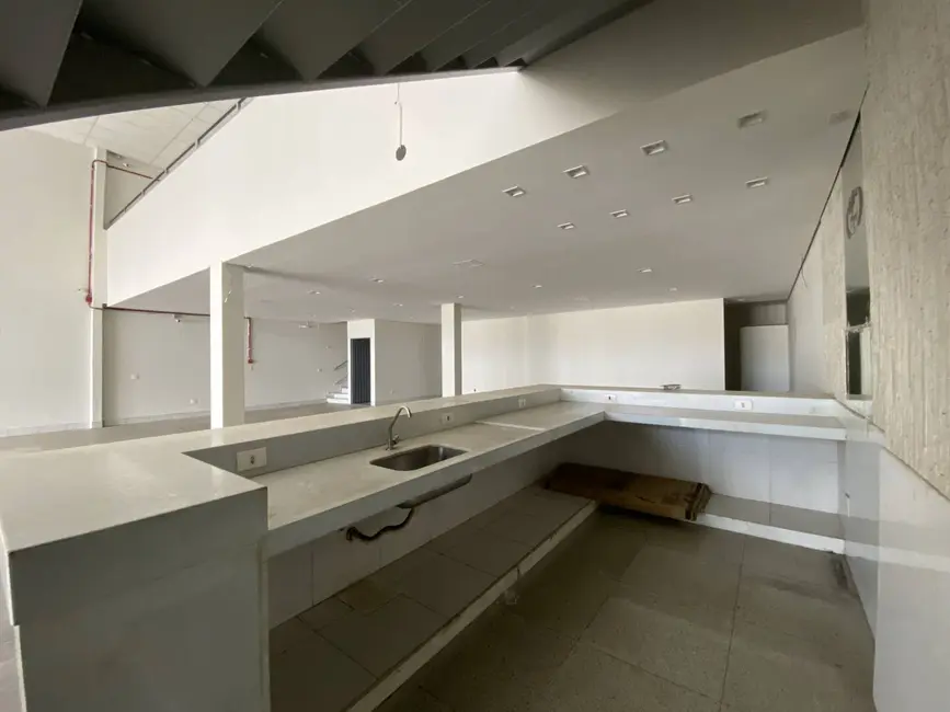 Sala Comercial à venda, 430m2 em Santo Antonio Do Monte - MG - imagem 7 Foto 7 de Sala Comercial à venda, 430m2 em Santo Antonio Do Monte - MG