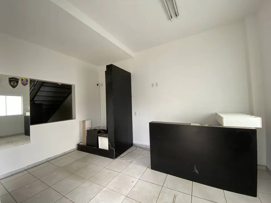 Sala Comercial à venda, 430m2 em Santo Antonio Do Monte - MG - imagem 6 Foto 6 de Sala Comercial à venda, 430m2 em Santo Antonio Do Monte - MG