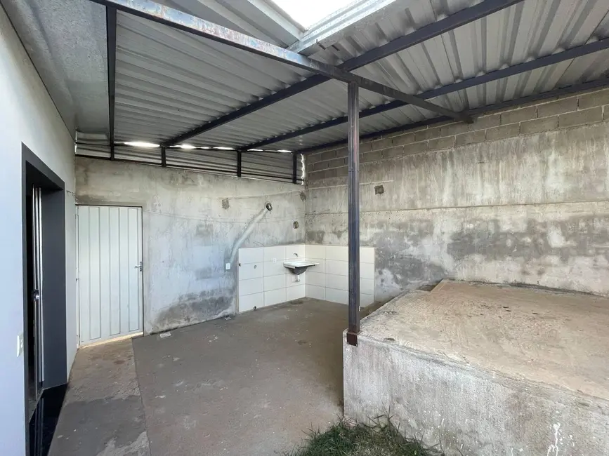 Foto 3 de Apartamento à venda em Santo Antonio Do Monte - MG