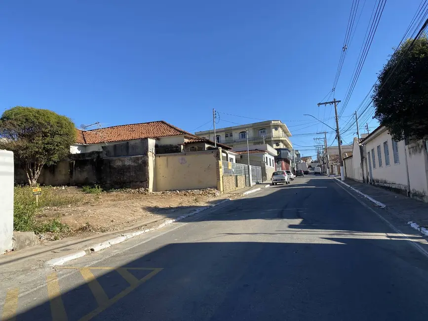 Terreno / Lote à venda em Centro, Santo Antonio Do Monte - MG - imagem 6 Foto 6 de Terreno / Lote à venda em Centro, Santo Antonio Do Monte - MG