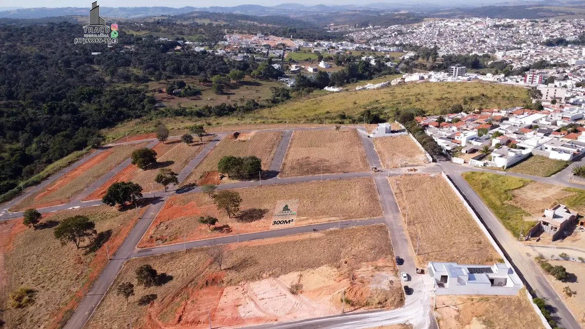 Foto 6 de Terreno / Lote à venda em Santo Antonio Do Monte - MG
