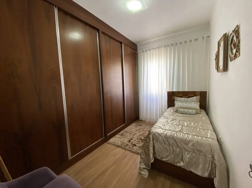 Casa à venda em Santo Antonio Do Monte - MG - imagem 6 Foto 6 de Casa à venda em Santo Antonio Do Monte - MG