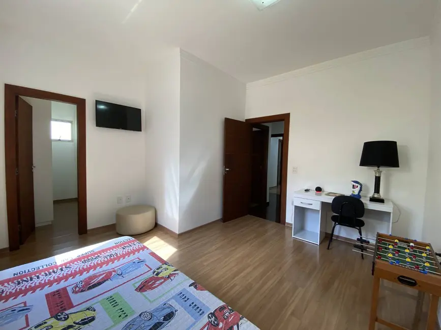 Casa à venda em Santo Antonio Do Monte - MG - imagem 7 Foto 7 de Casa à venda em Santo Antonio Do Monte - MG