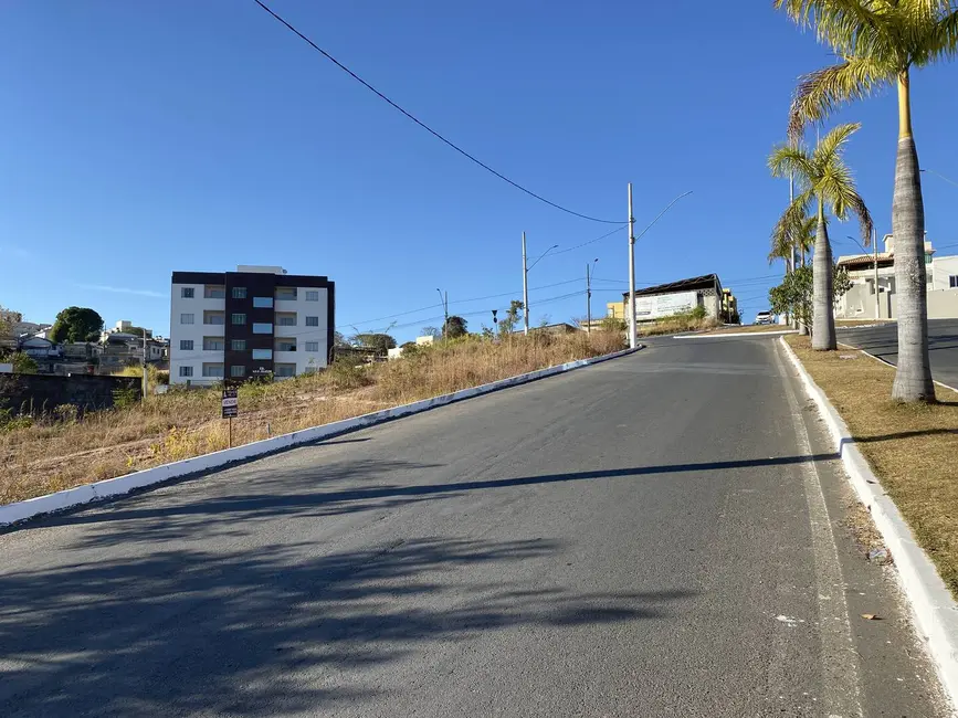 Foto 6 de Terreno / Lote à venda em Santo Antonio Do Monte - MG