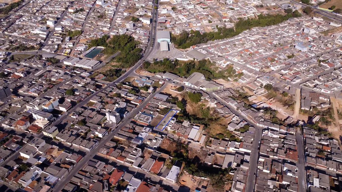 Foto 2 de Terreno / Lote à venda em Santo Antonio Do Monte - MG