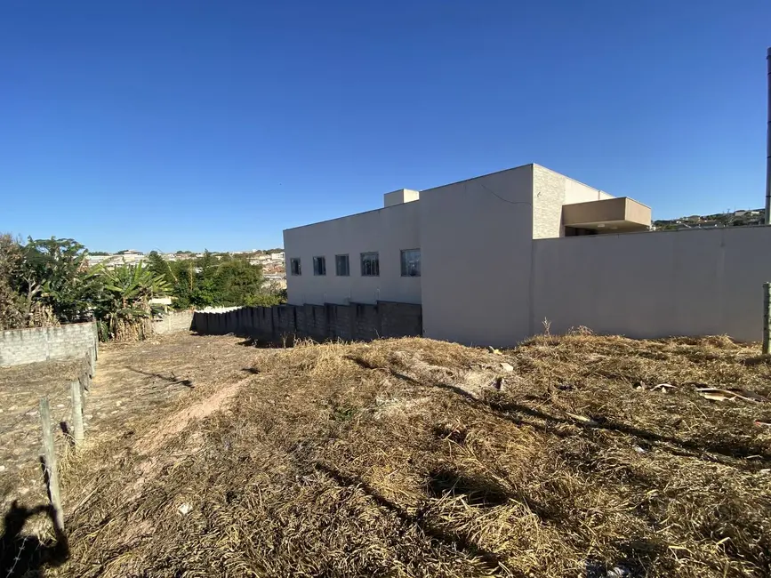 Foto 7 de Terreno / Lote à venda em Santo Antonio Do Monte - MG