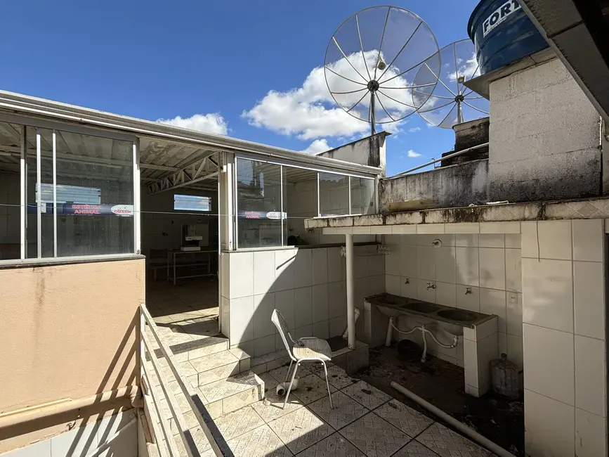 Casa à venda em Santo Antonio Do Monte - MG - imagem 7 Foto 7 de Casa à venda em Santo Antonio Do Monte - MG