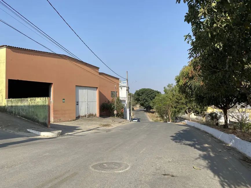 Foto 4 de Sala Comercial à venda, 678m2 em Santo Antonio Do Monte - MG