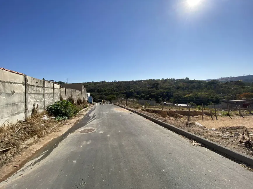 Terreno / Lote à venda, 264m2 em Santo Antonio Do Monte - MG - imagem 3 Foto 3 de Terreno / Lote à venda, 264m2 em Santo Antonio Do Monte - MG