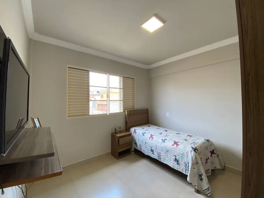 Foto 6 de Apartamento à venda em Santo Antonio Do Monte - MG