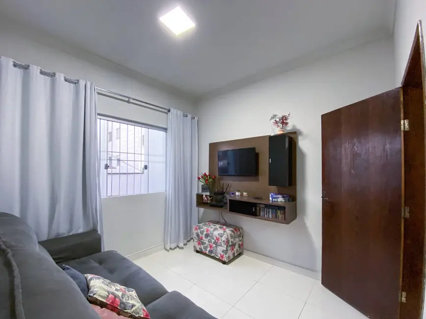Foto 2 de Casa à venda, 139m2 em Centro, Santo Antonio Do Monte - MG