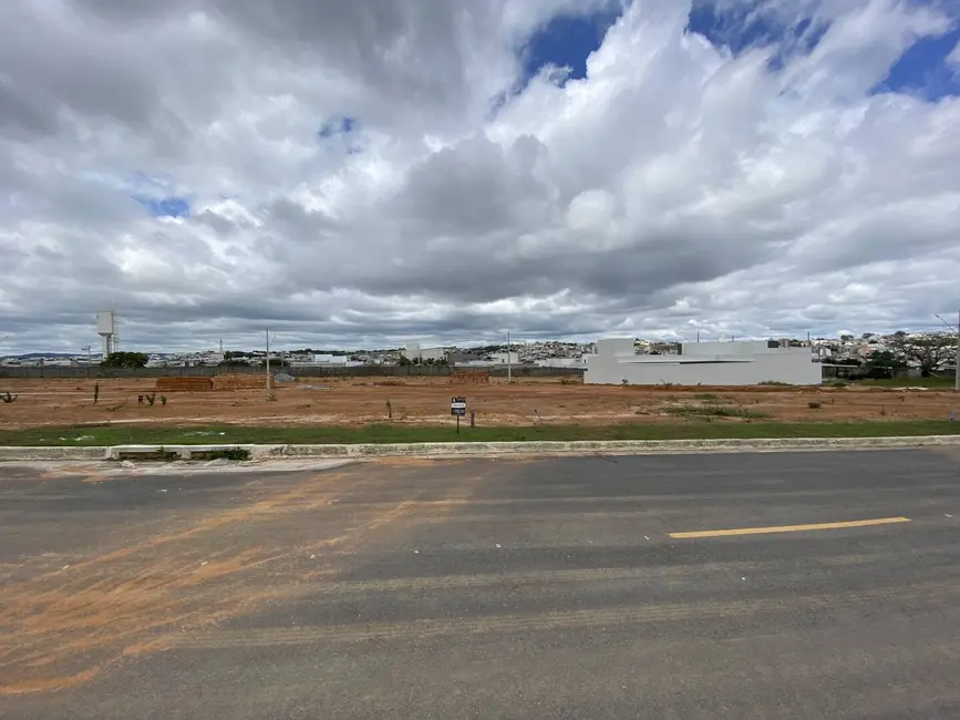 Foto 4 de Terreno / Lote à venda, 300m2 em Santo Antonio Do Monte - MG