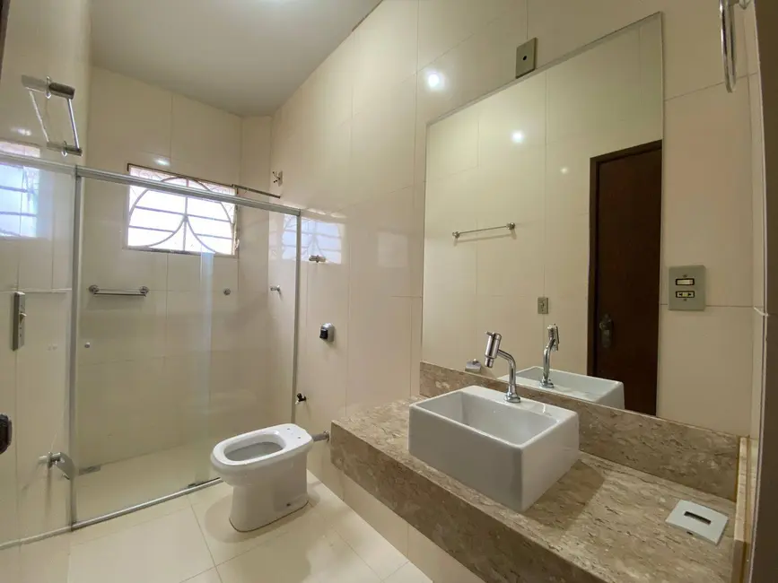 Foto 6 de Apartamento à venda em Centro, Santo Antonio Do Monte - MG