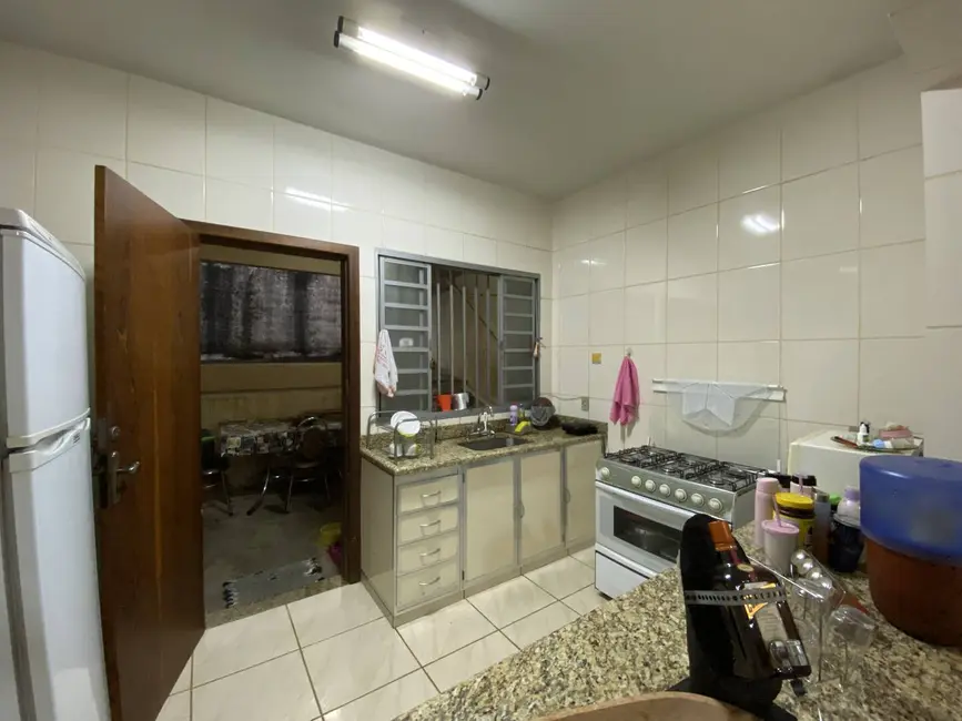 Foto 6 de Apartamento à venda em Santo Antonio Do Monte - MG