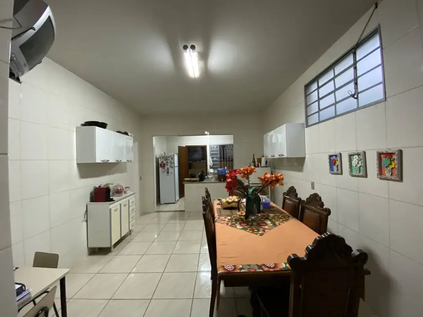 Foto 5 de Apartamento à venda em Santo Antonio Do Monte - MG