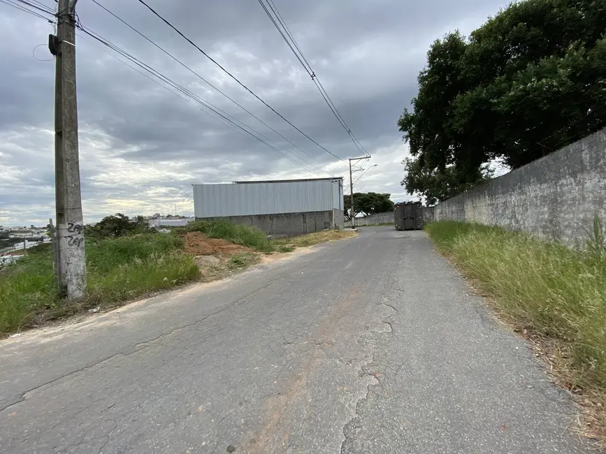 Sala Comercial à venda em Santo Antonio Do Monte - MG - imagem 5 Foto 5 de Sala Comercial à venda em Santo Antonio Do Monte - MG