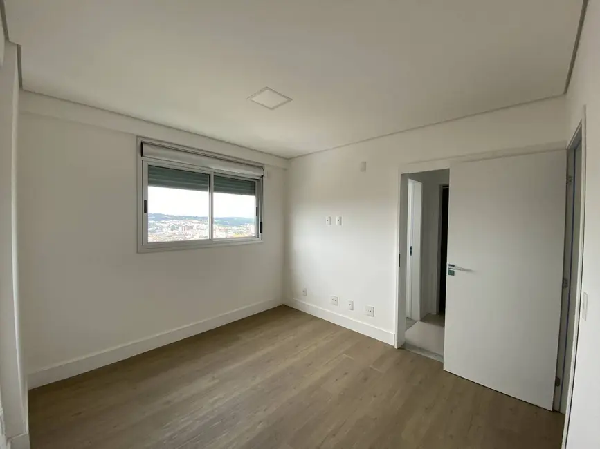 Foto 6 de Apartamento à venda em Centro, Santo Antonio Do Monte - MG