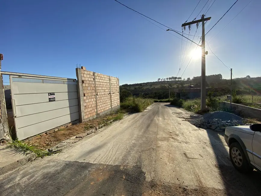 Foto 4 de Terreno / Lote à venda em Santo Antonio Do Monte - MG