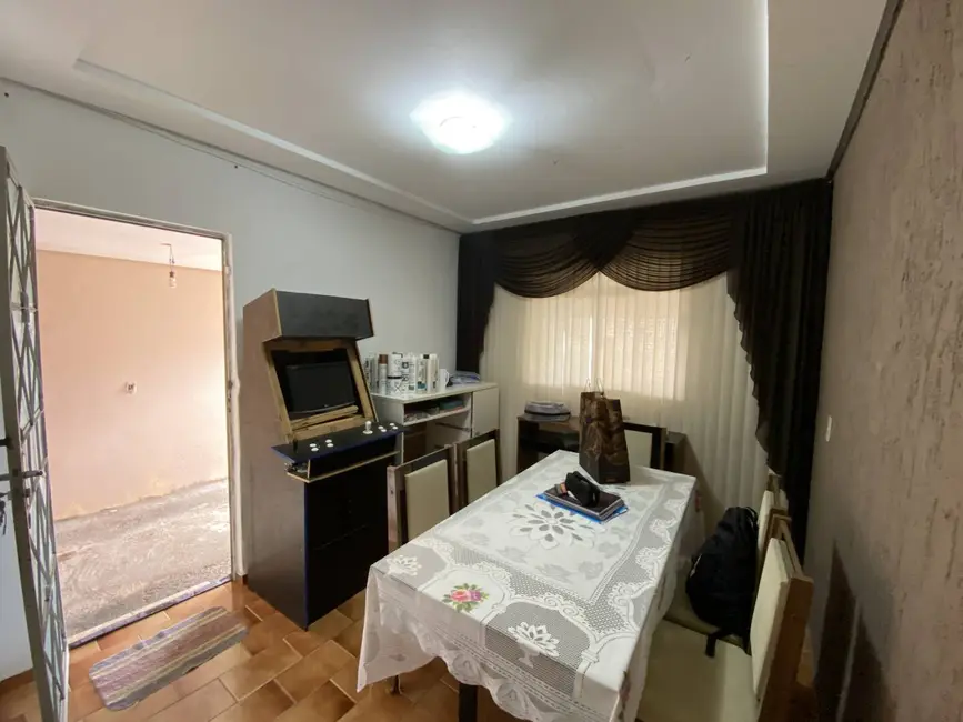 Casa à venda em Santo Antonio Do Monte - MG - imagem 2 Foto 2 de Casa à venda em Santo Antonio Do Monte - MG