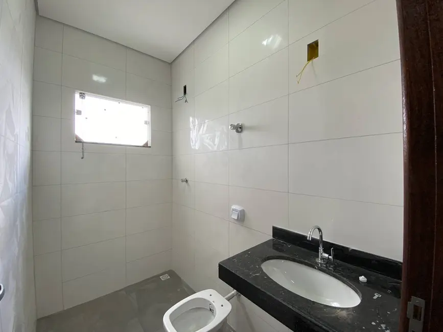 Casa à venda em Santo Antonio Do Monte - MG - imagem 5 Foto 5 de Casa à venda em Santo Antonio Do Monte - MG