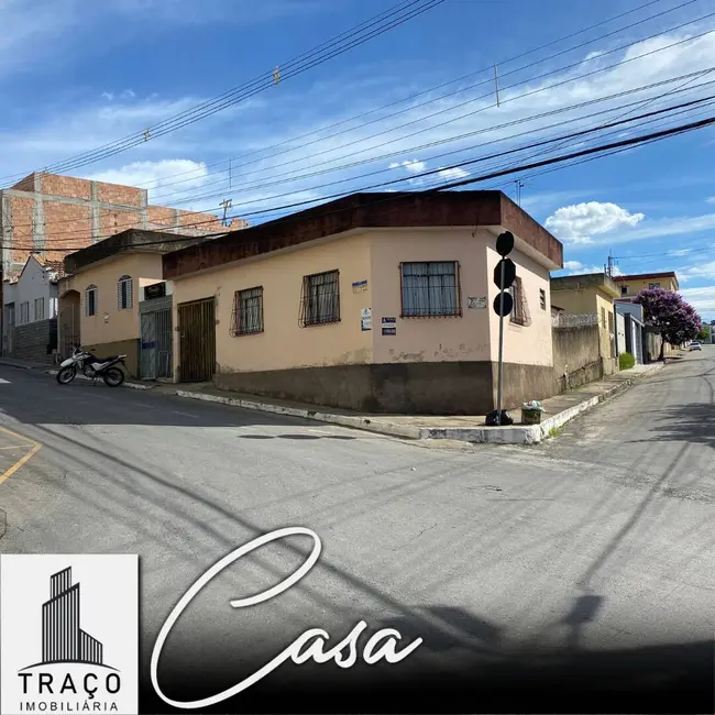 Casa à venda em Santo Antonio Do Monte - MG - imagem 1 Foto 1 de Casa à venda em Santo Antonio Do Monte - MG