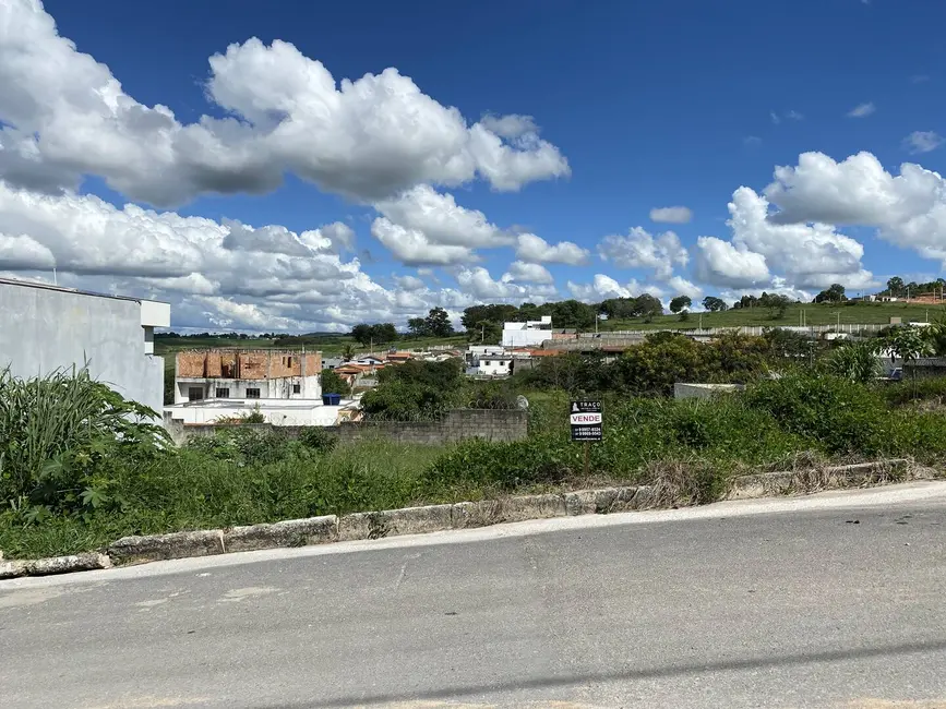 Terreno / Lote à venda, 150m2 em Santo Antonio Do Monte - MG - imagem 2 Foto 2 de Terreno / Lote à venda, 150m2 em Santo Antonio Do Monte - MG