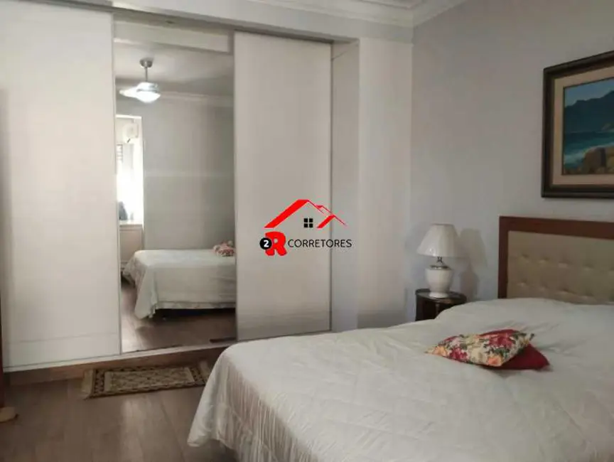 Apartamento com 3 quartos à venda, 140m2 em Rio De Janeiro - RJ - imagem 4 Foto 4 de Apartamento com 3 quartos à venda, 140m2 em Rio De Janeiro - RJ