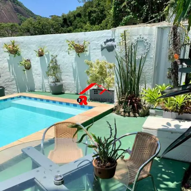 Foto 5 de Casa com 9 quartos à venda, 600m2 em Rio De Janeiro - RJ