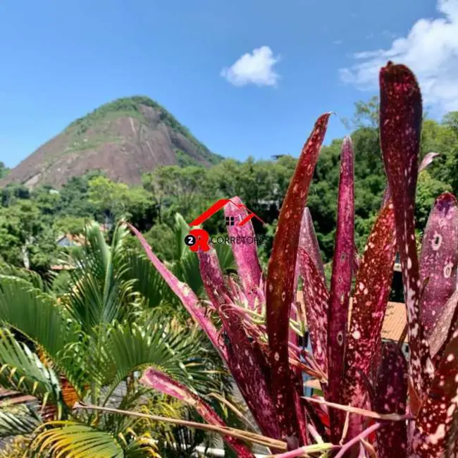 Foto 2 de Casa com 9 quartos à venda, 600m2 em Rio De Janeiro - RJ