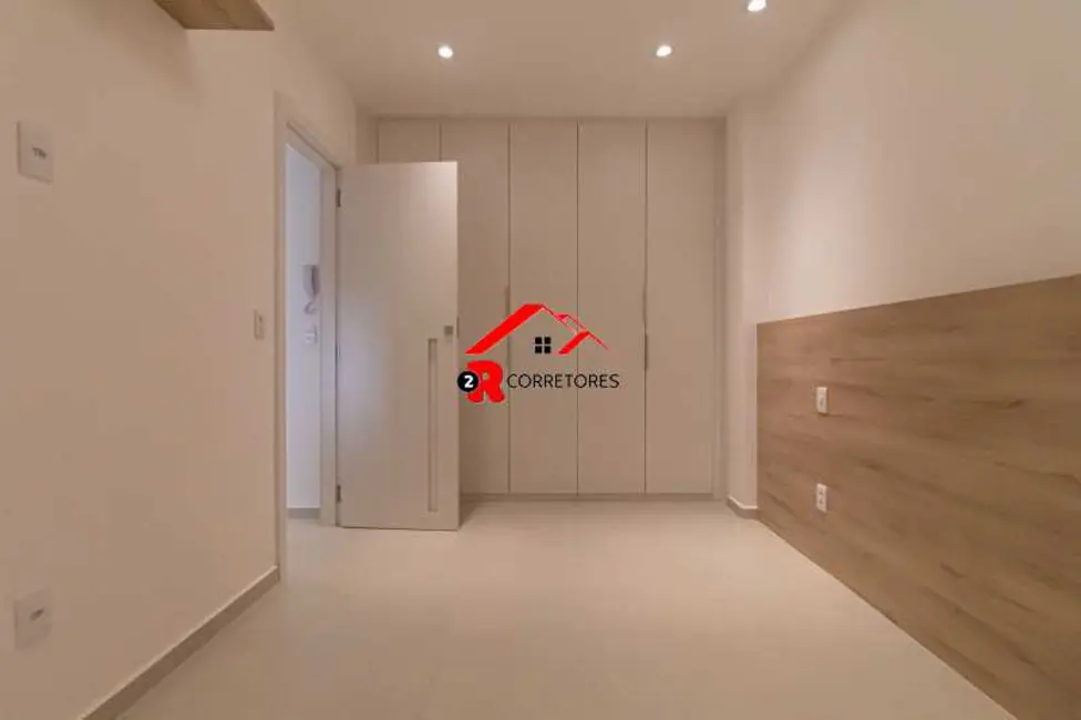 Foto 1 de Apartamento com 1 quarto à venda, 60m2 em Rio De Janeiro - RJ