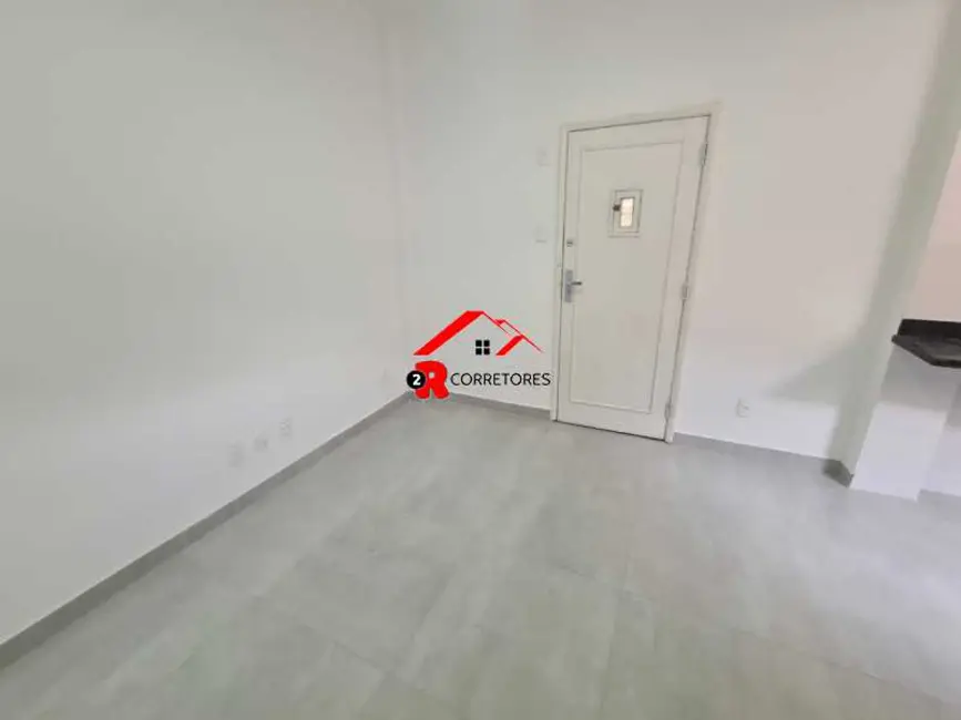 Foto 1 de Kitnet com 1 quarto à venda, 22m2 em Rio De Janeiro - RJ
