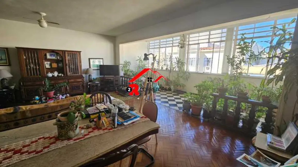 Foto 8 de Apartamento com 4 quartos à venda, 260m2 em Rio De Janeiro - RJ
