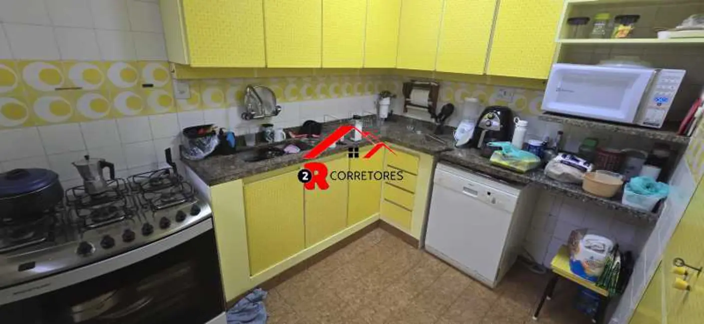 Casa com 5 quartos à venda, 270m2 em Rio De Janeiro - RJ - imagem 6 Foto 6 de Casa com 5 quartos à venda, 270m2 em Rio De Janeiro - RJ