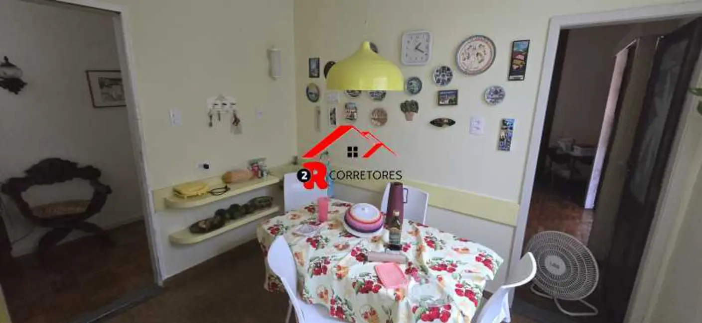 Casa com 5 quartos à venda, 270m2 em Rio De Janeiro - RJ - imagem 5 Foto 5 de Casa com 5 quartos à venda, 270m2 em Rio De Janeiro - RJ