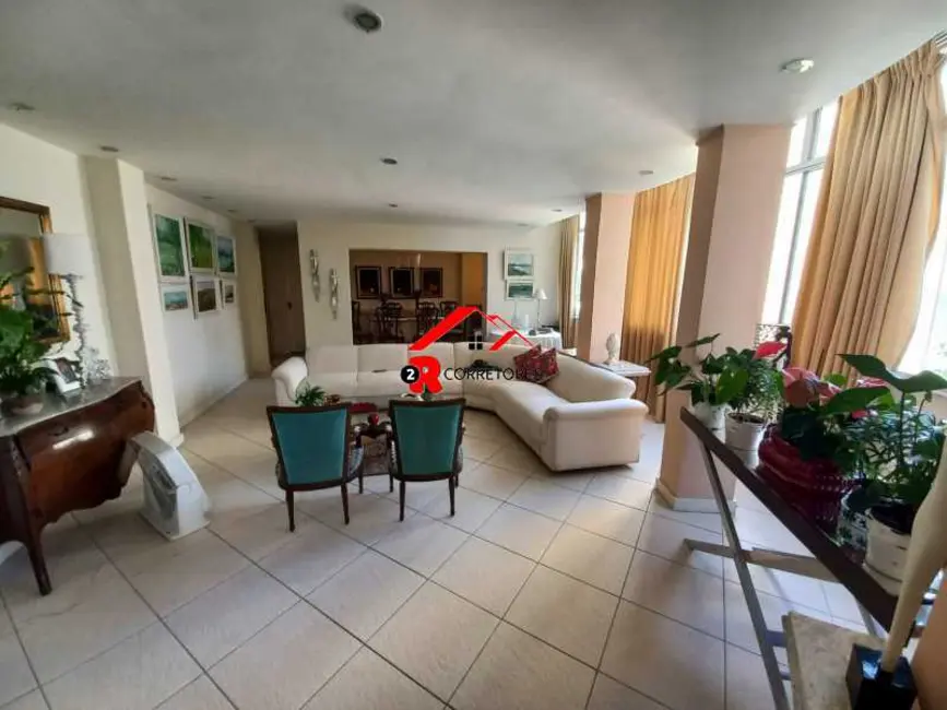 Foto 8 de Apartamento com 4 quartos à venda, 247m2 em Rio De Janeiro - RJ