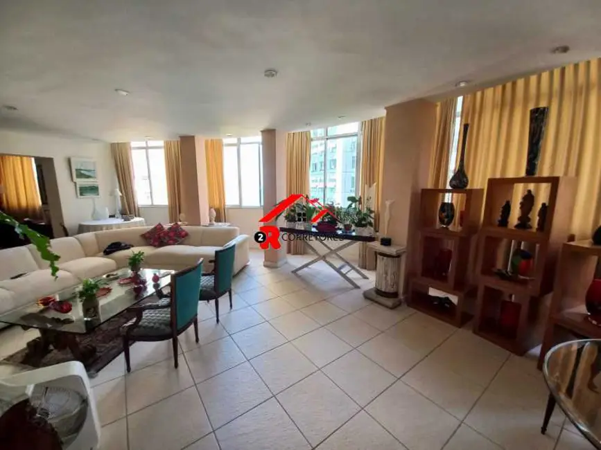 Foto 3 de Apartamento com 4 quartos à venda, 247m2 em Rio De Janeiro - RJ