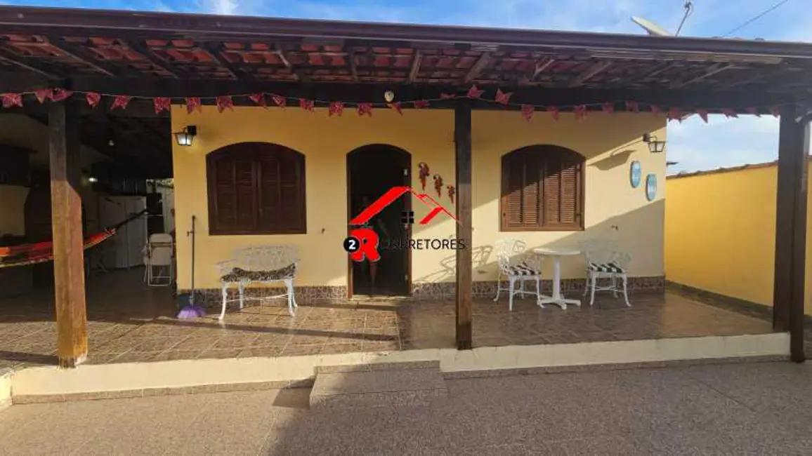 Foto 1 de Casa de Condomínio com 2 quartos à venda, 80m2 em Araruama - RJ