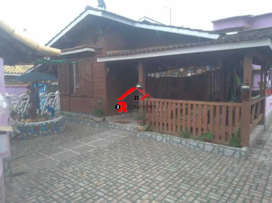 Casa de Condomínio com 4 quartos à venda, 320m2 em Araruama - RJ - imagem 5 Foto 5 de Casa de Condomínio com 4 quartos à venda, 320m2 em Araruama - RJ