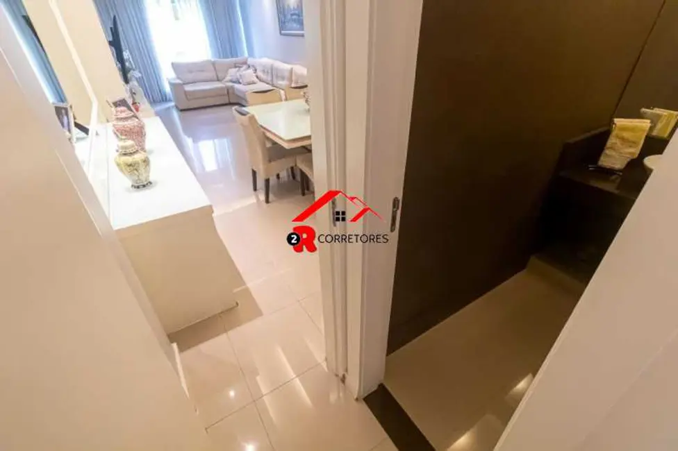 Apartamento com 3 quartos à venda, 156m2 em Rio De Janeiro - RJ - imagem 8 Foto 8 de Apartamento com 3 quartos à venda, 156m2 em Rio De Janeiro - RJ