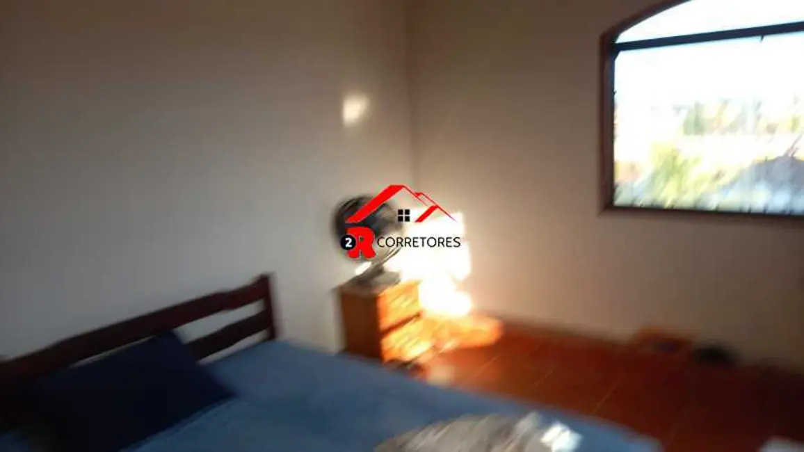 Foto 6 de Casa com 4 quartos à venda, 360m2 em Araruama - RJ